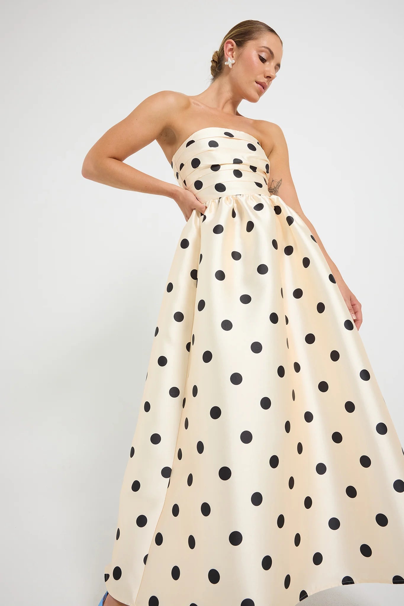 Dottie Strapless Midi Dress - SODA Fashion Haus