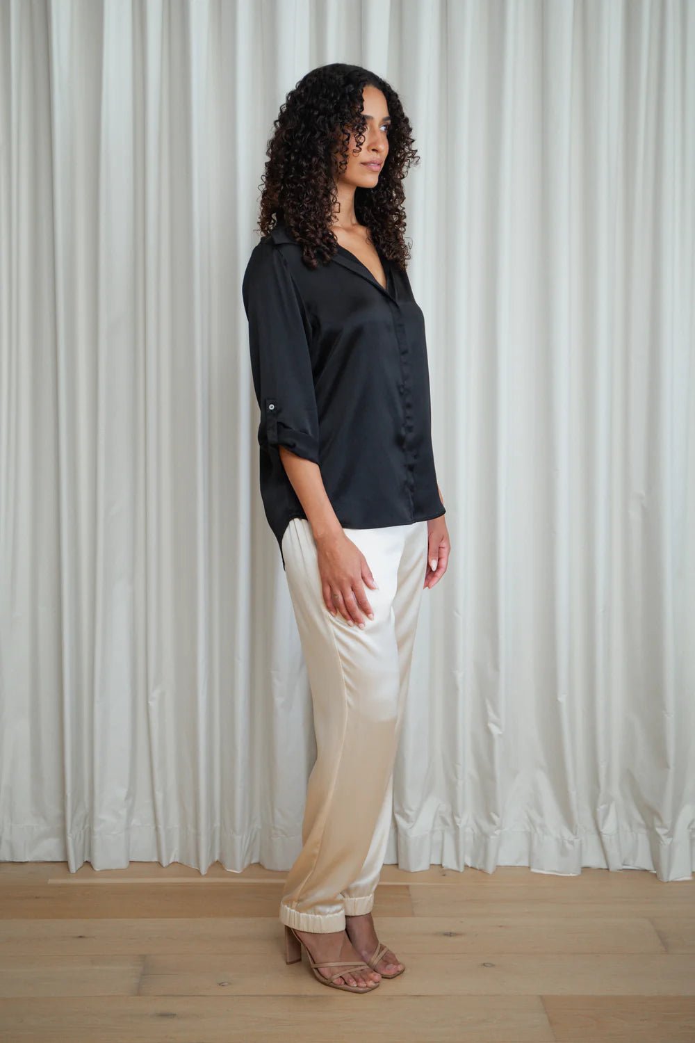 Silhouette Shirt - Black - SODA Fashion Haus