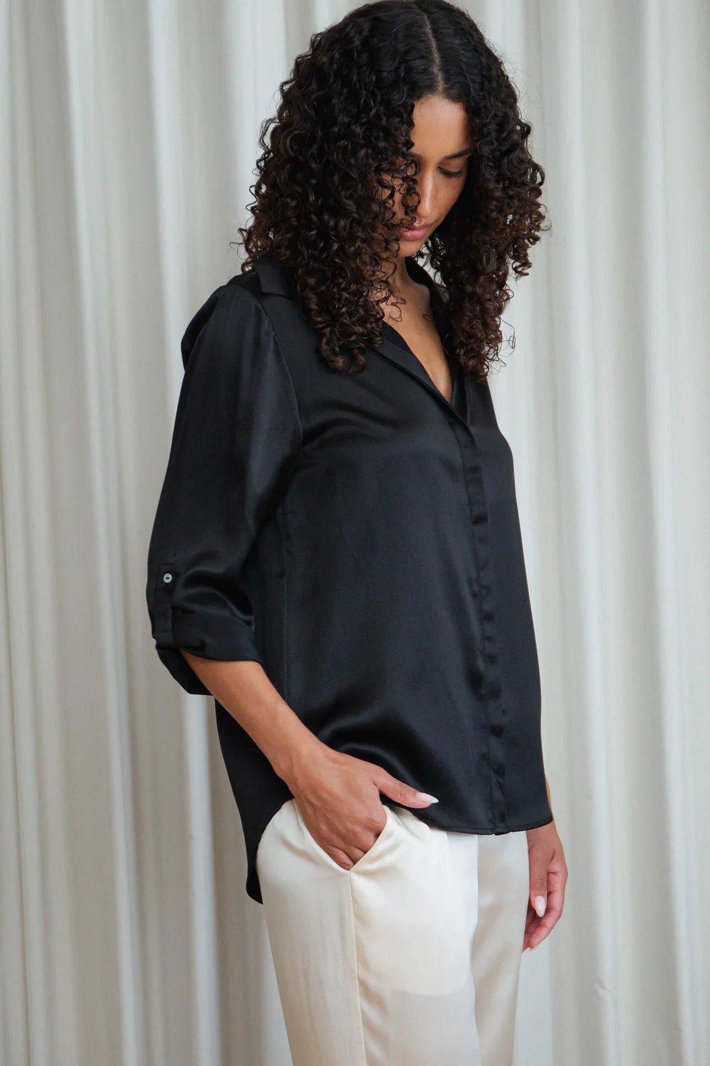 Silhouette Shirt - Black - SODA Fashion Haus