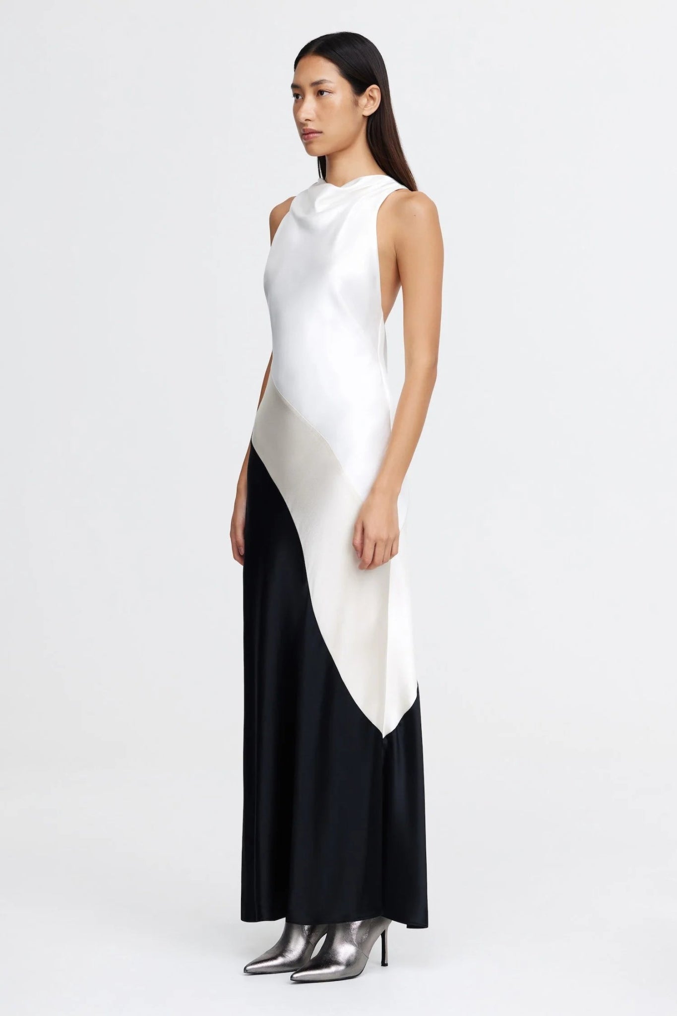 Shawcote Midi Dress - SODA Fashion Haus