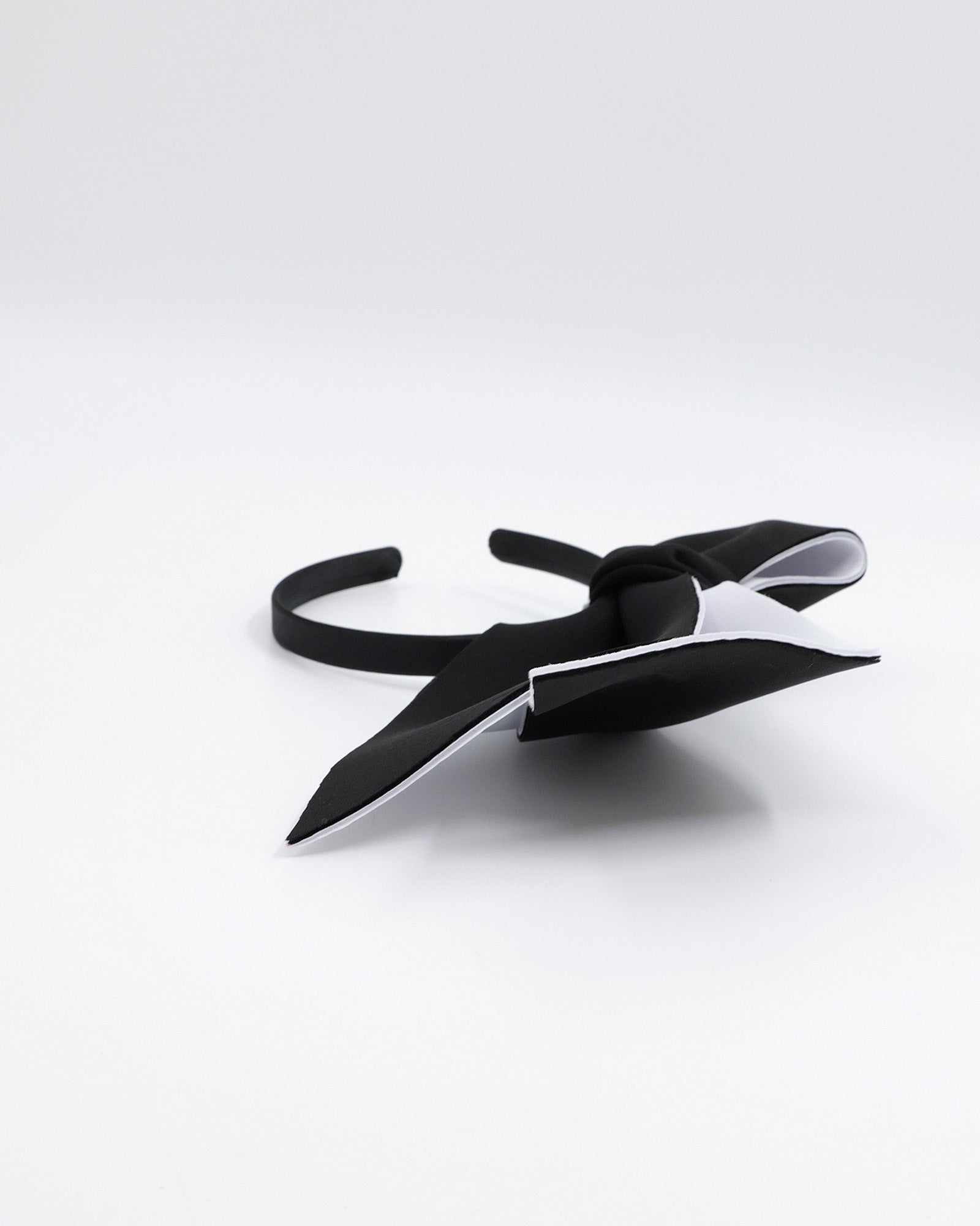 Thumper (Black/White) - SODA Fashion Haus